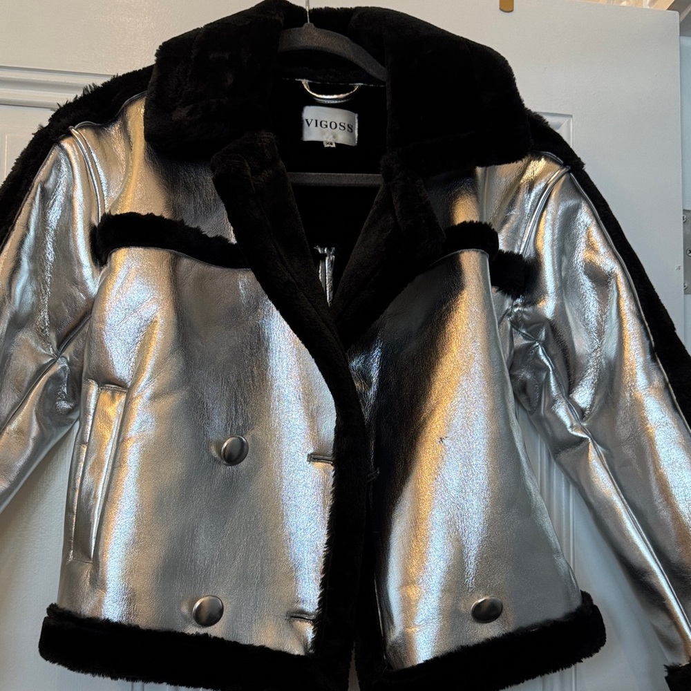 Vigoss Women's Metallic Silver Bomber Jacket